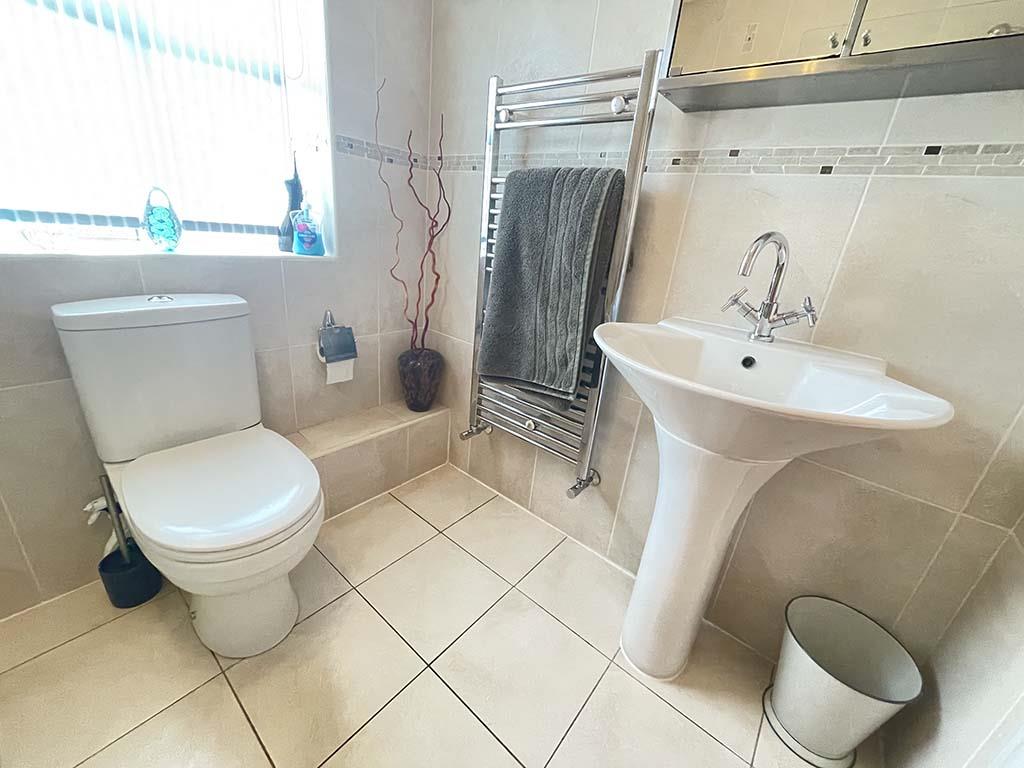 5 bedroom detached house For Sale in Steeton - House Bathroom